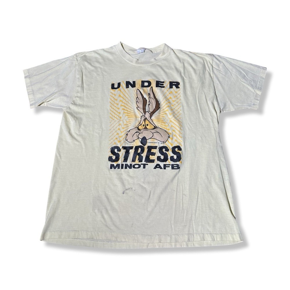 Vintage 80s Wile E Coyote Under Stress Minot AFB Single Stitch Shirt Men's XL
